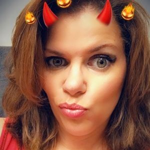 Meet your Posher, Greer